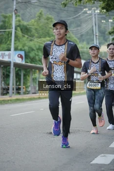 Runner Photo 1367134