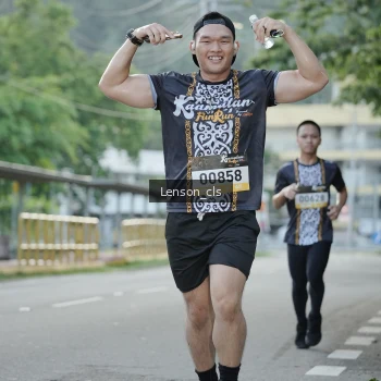 Runner Photo 1367157