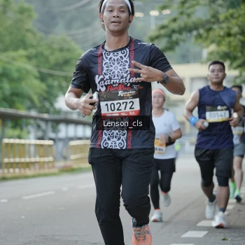 Runner Photo 1367194