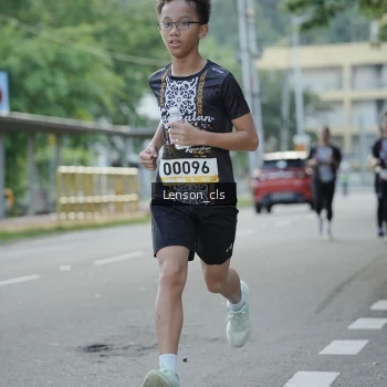 Runner Photo 1367209