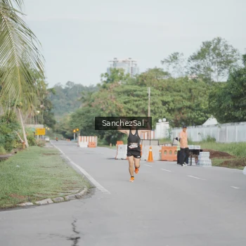 Runner Photo 1367279