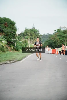 Runner Photo 1367408