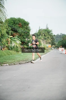 Runner Photo 1367437