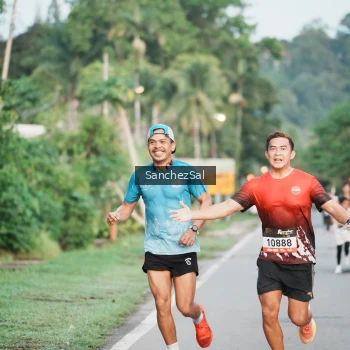 Runner Photo 1367523