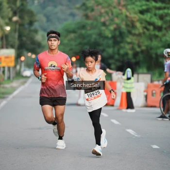 Runner Photo 1367586