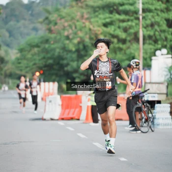 Runner Photo 1367616