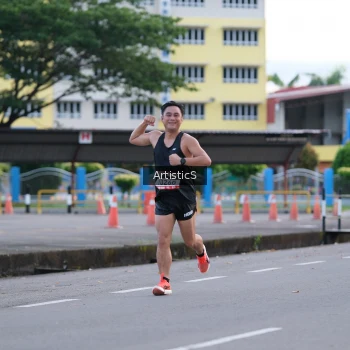 Runner Photo 1367631
