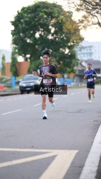 Runner Photo 1367641