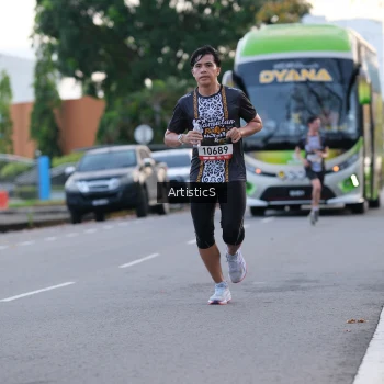 Runner Photo 1367659