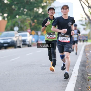 Runner Photo 1367667