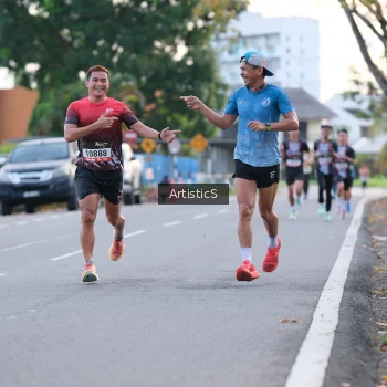 Runner Photo 1367669