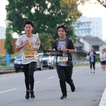 Runner Photo 1367695