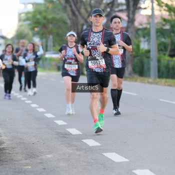Runner Photo 1367851