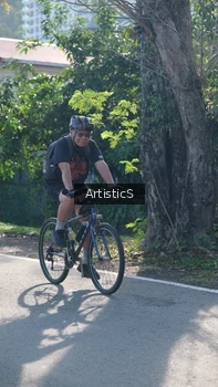 Runner Photo 1368671