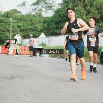 Runner Photo 1369097
