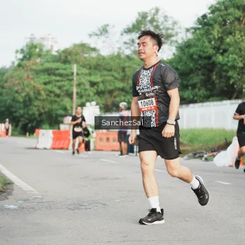Runner Photo 1369110