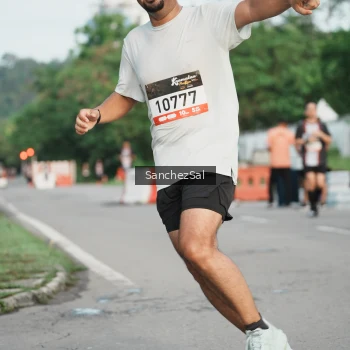 Runner Photo 1369234