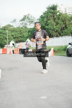 Runner Photo 1369290