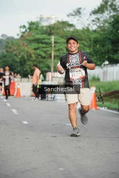 Runner Photo 1369368