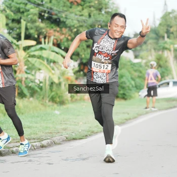 Runner Photo 1369410