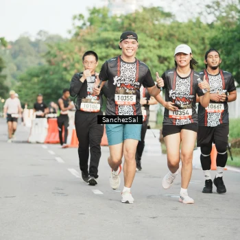 Runner Photo 1369555