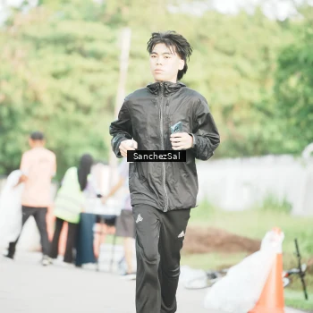 Runner Photo 1369612