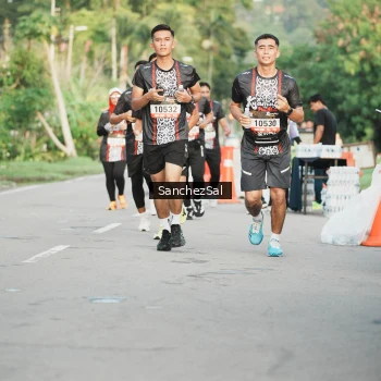 Runner Photo 1369692