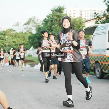 Runner Photo 1369758