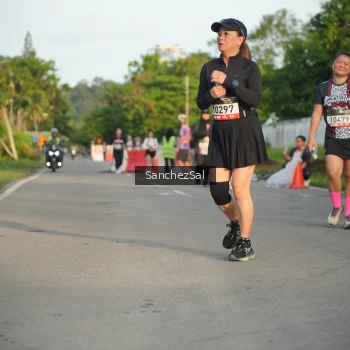 Runner Photo 1370033