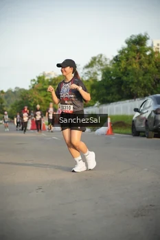 Runner Photo 1370066