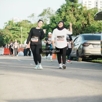 Runner Photo 1370437