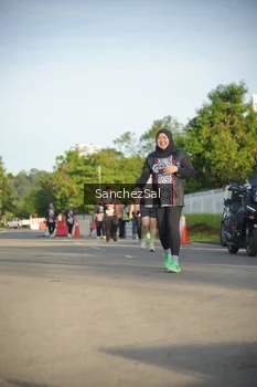 Runner Photo 1370577