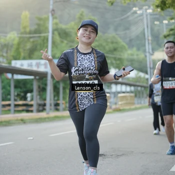 Runner Photo 1370679