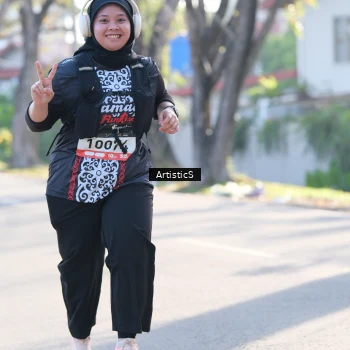 Runner Photo 1371163