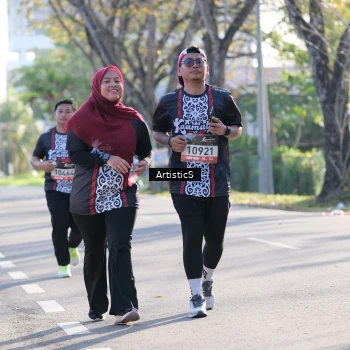 Runner Photo 1371168