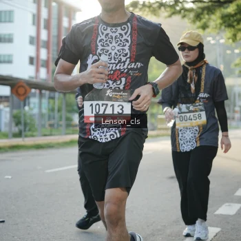 Runner Photo 1371334