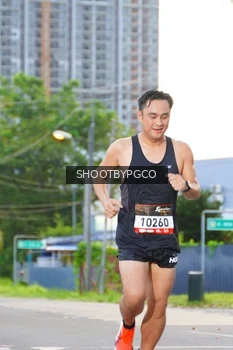Runner Photo 1371692