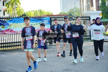 Runner Photo 1371719