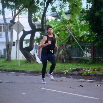 Runner Photo 1371891