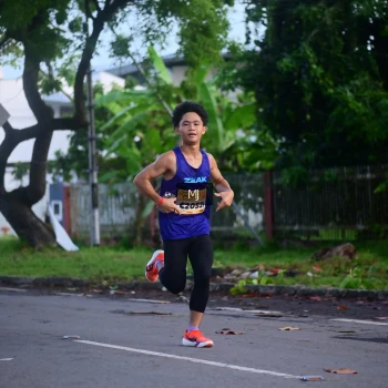 Runner Photo 1371909