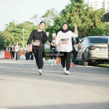 Runner Photo 1372102