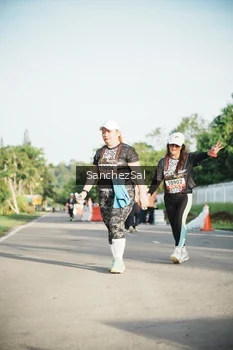 Runner Photo 1372110