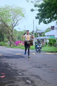 Runner Photo 1372238