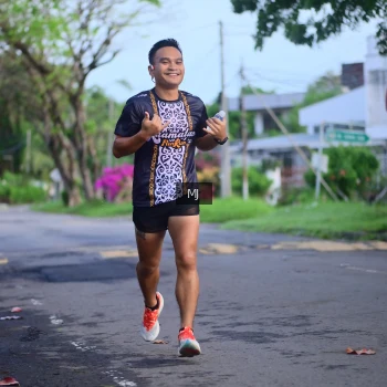 Runner Photo 1372264
