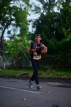 Runner Photo 1372285