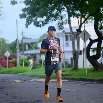 Runner Photo 1372341
