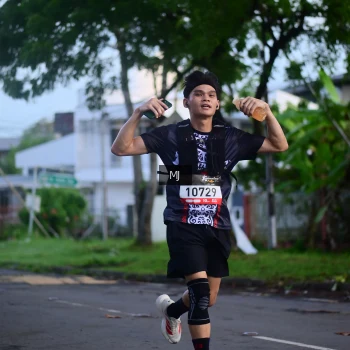 Runner Photo 1372495