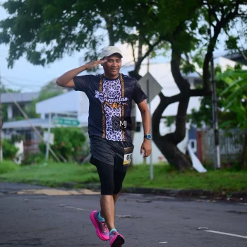 Runner Photo 1372515