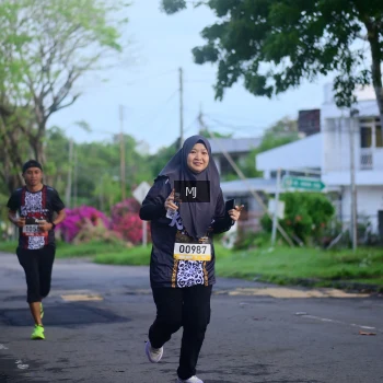 Runner Photo 1372553