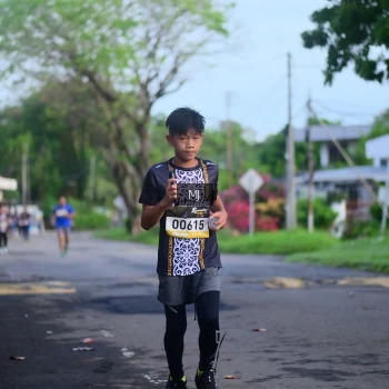 Runner Photo 1372739